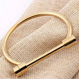 Gold filled D shape stick screwing cuff bangle